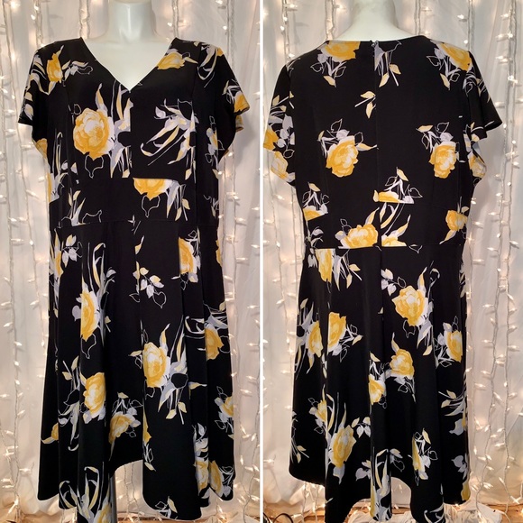 LANE BRYANT ⭐️ Nostalgic Styled Beautiful Feminine Floral Dress - Picture 7 of 9